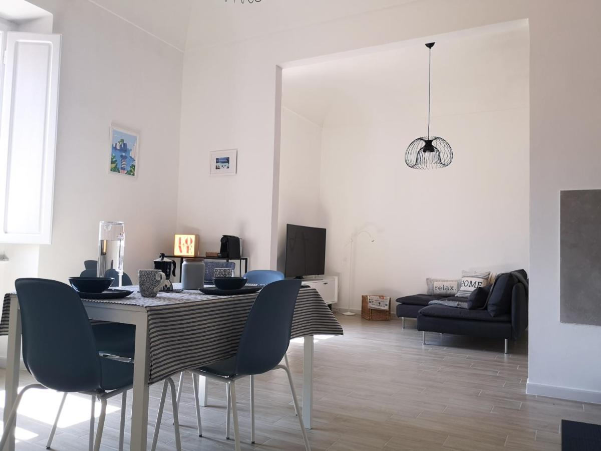 Appartement L'Isola Nell'Isola - R3442 à La Maddalena  Extérieur photo