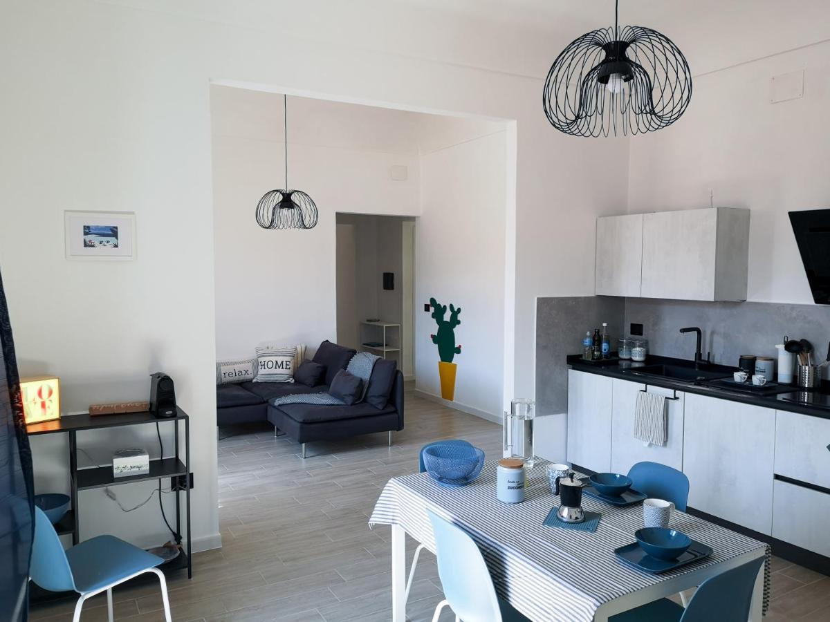 Appartement L'Isola Nell'Isola - R3442 à La Maddalena  Extérieur photo
