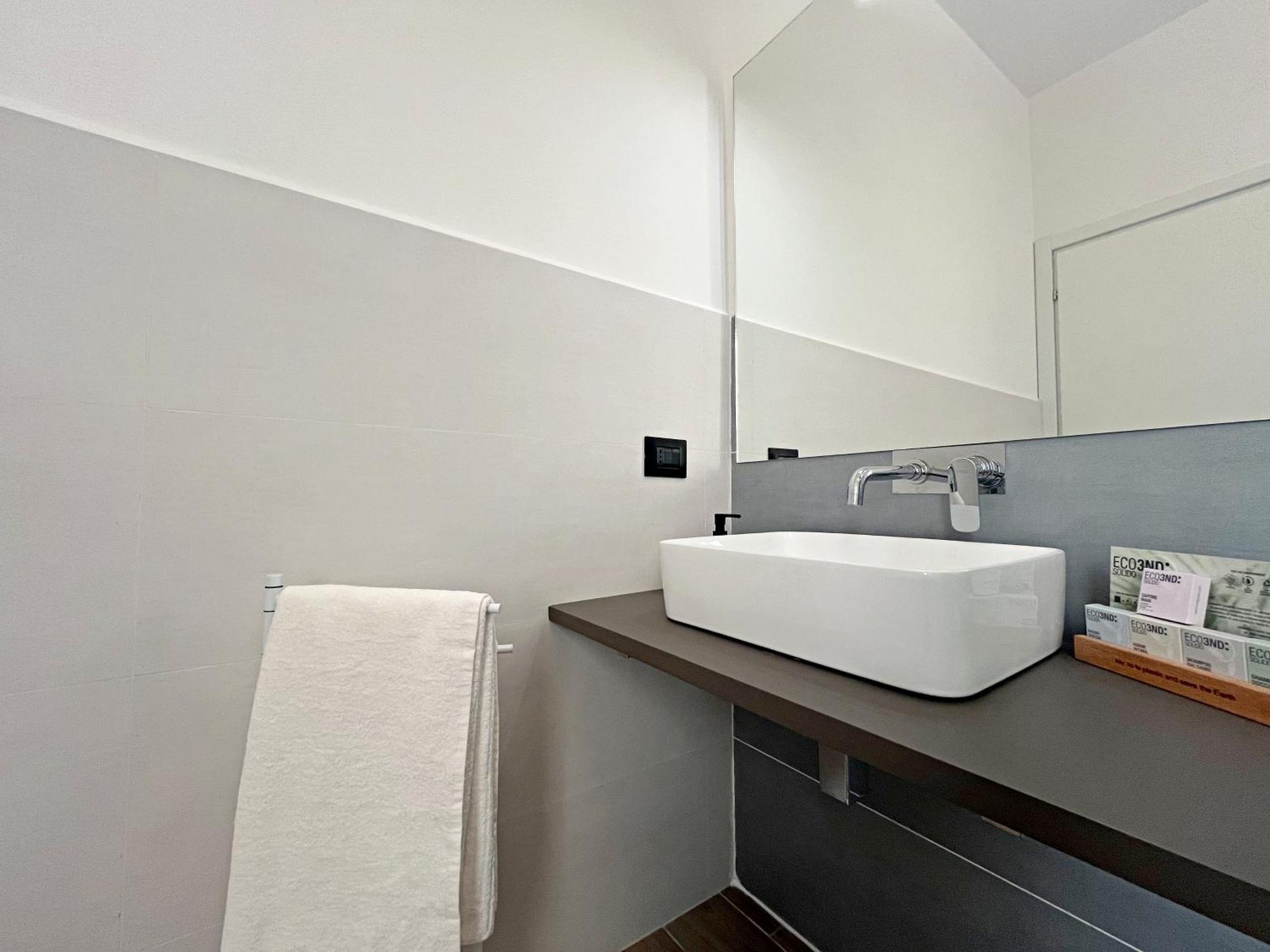 Appartement L'Isola Nell'Isola - R3442 à La Maddalena  Extérieur photo