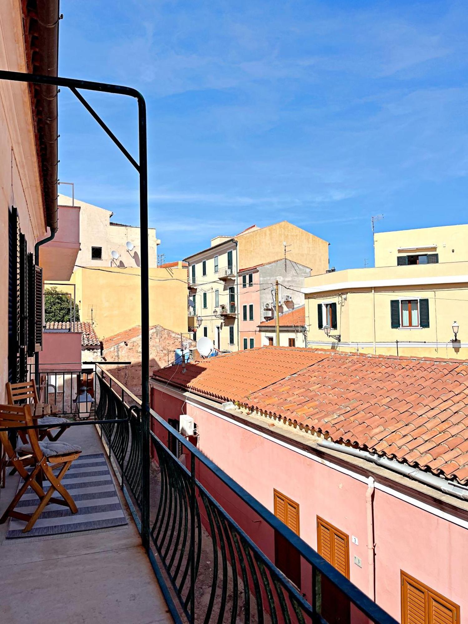 Appartement L'Isola Nell'Isola - R3442 à La Maddalena  Extérieur photo